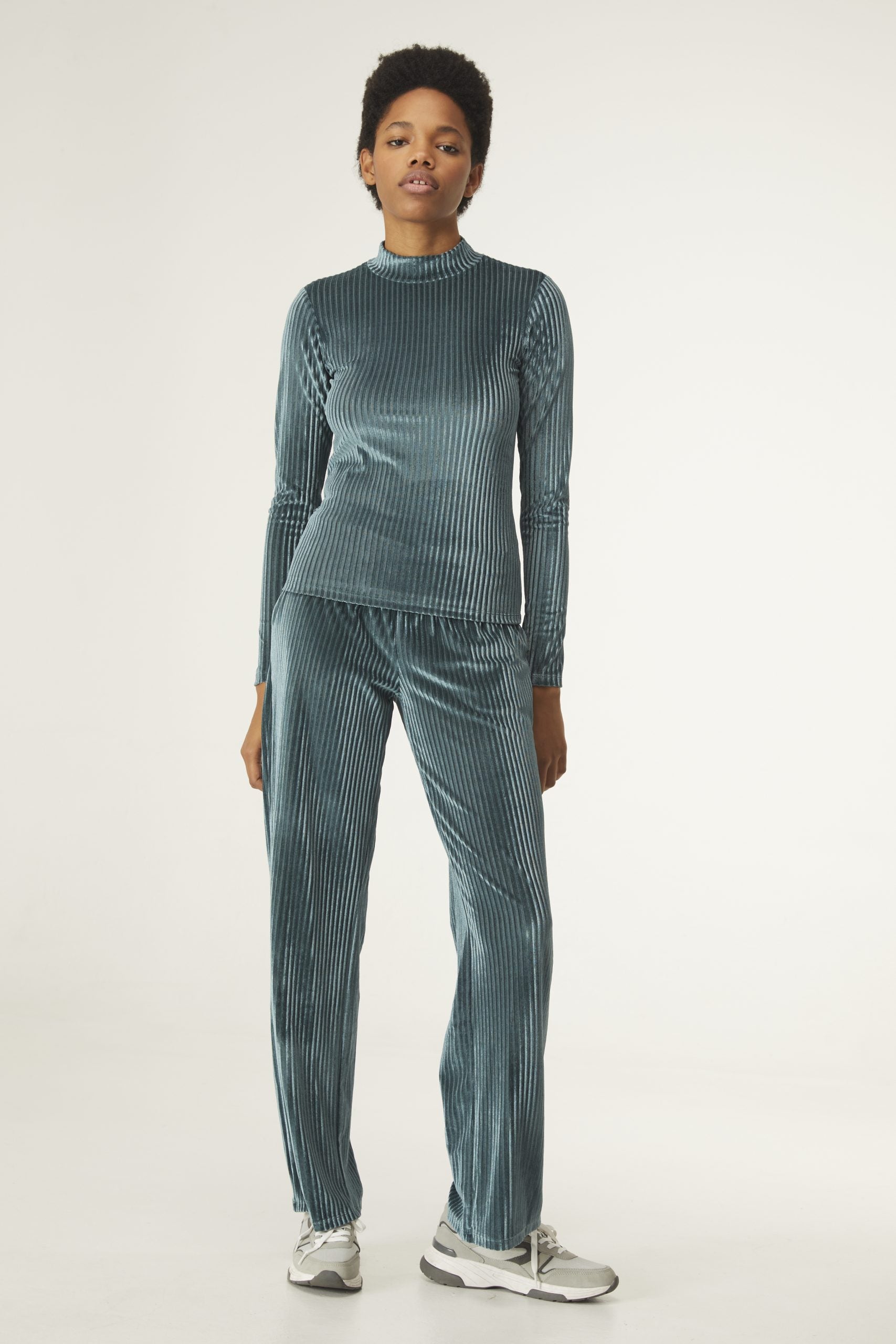 Compañia Fantastica - Dusky Teal Plisse Velvet Top
