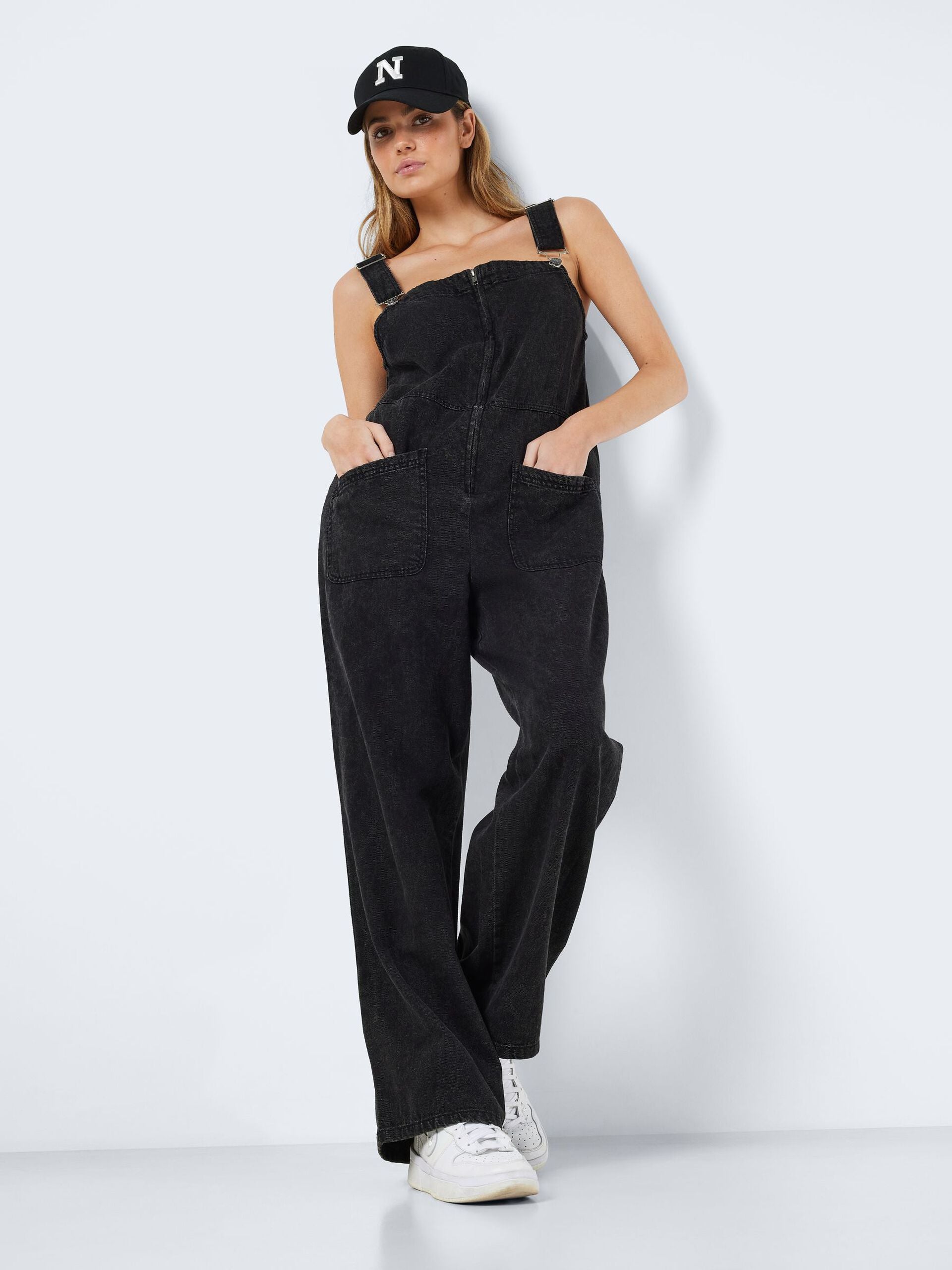 Noisy May - Black Denim Zip Front Dungarees