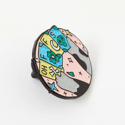 Punky Pins - Kitty Poker Night Enamel Pin