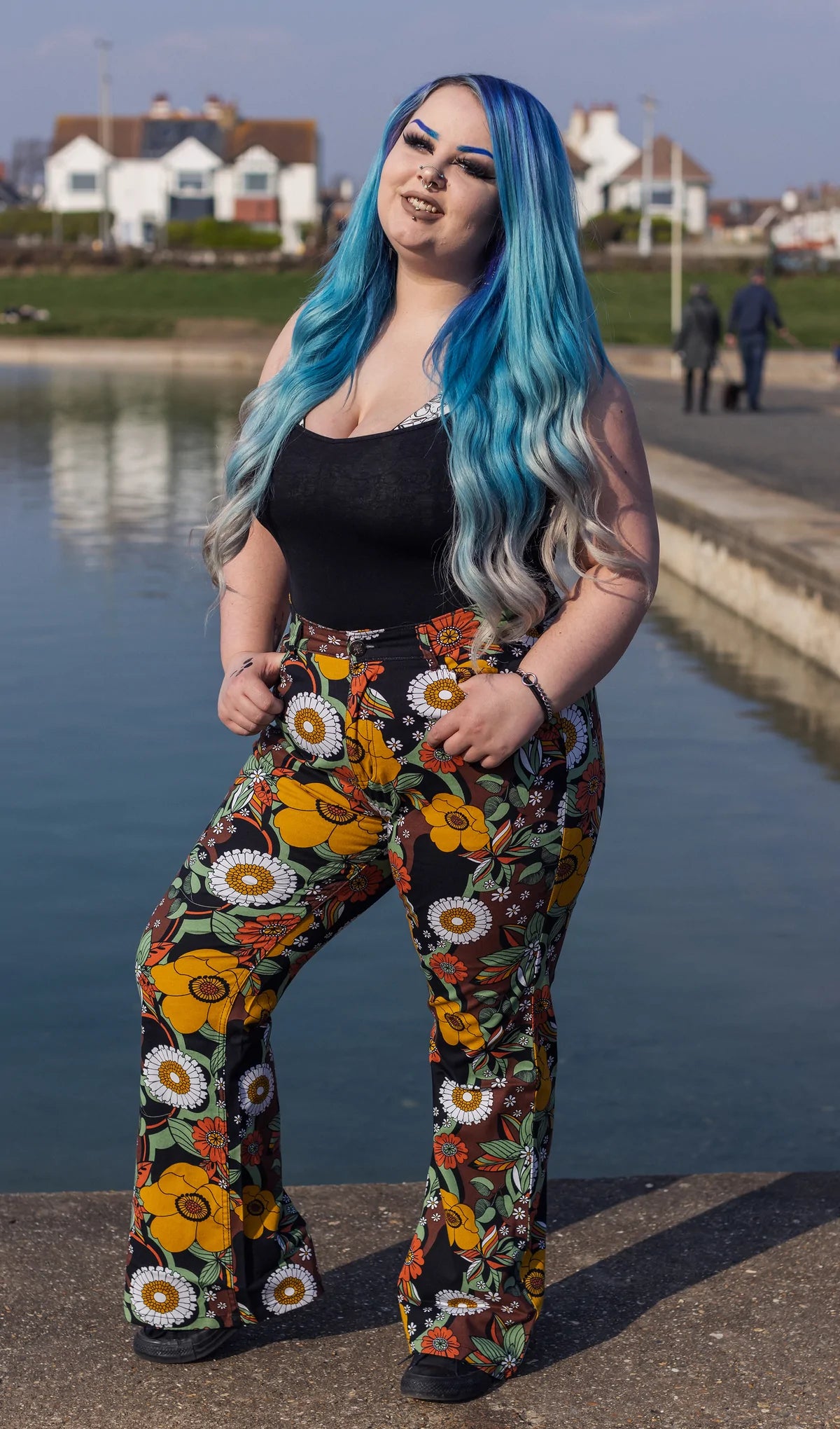 Flower bell bottoms sales
